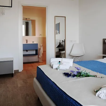 Le Nereidi Elisa 招待所 锡罗洛